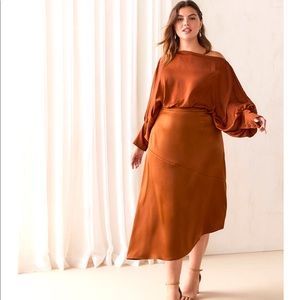 Rust coloured blouse and skirt from additionelle